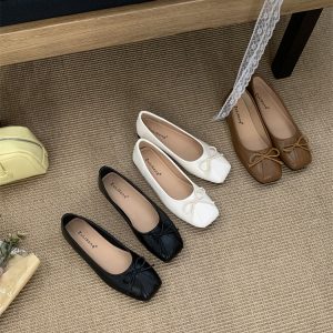 2025 New Style Small Fragrance Style Square Toe Mary Jane Shoes for Women with Bow and Pleats, Shallow Mouth, Soft Sole, Apricot Ballet Shoes