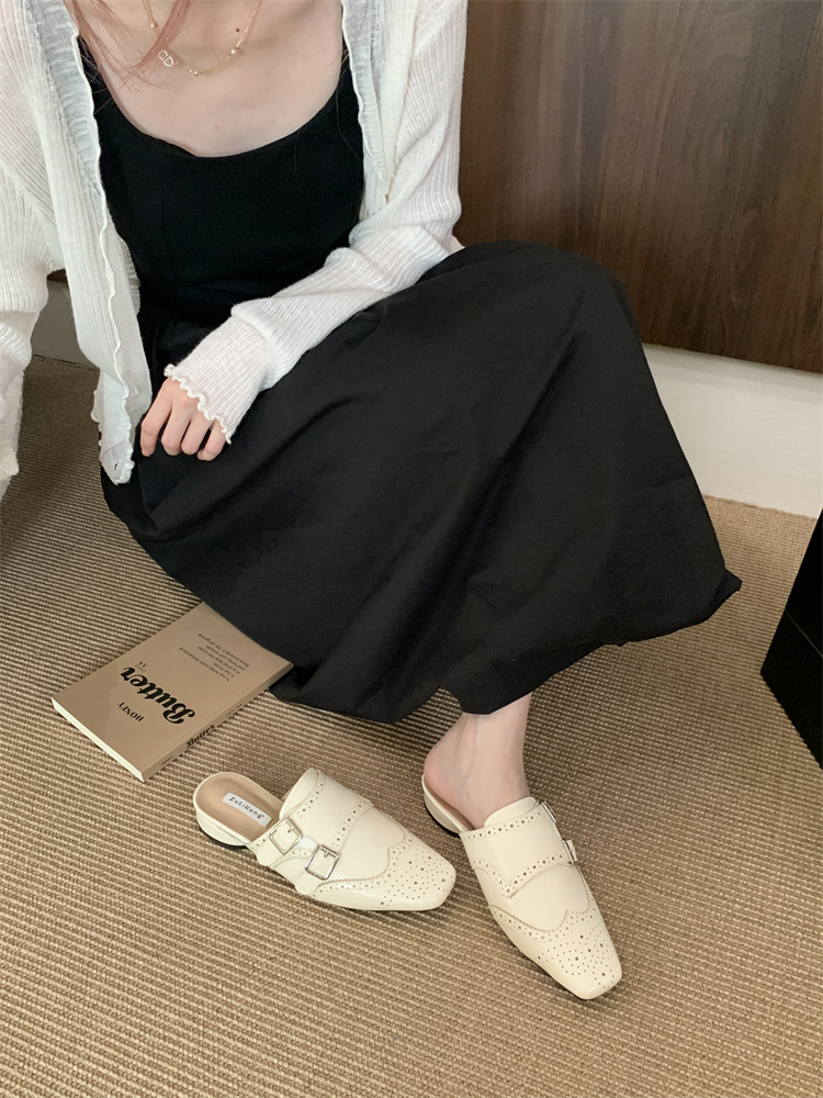 French Style Carved Hollow Out Chunky Heel Slippers Women 2025 New Fashion Daily Wear - Image 3