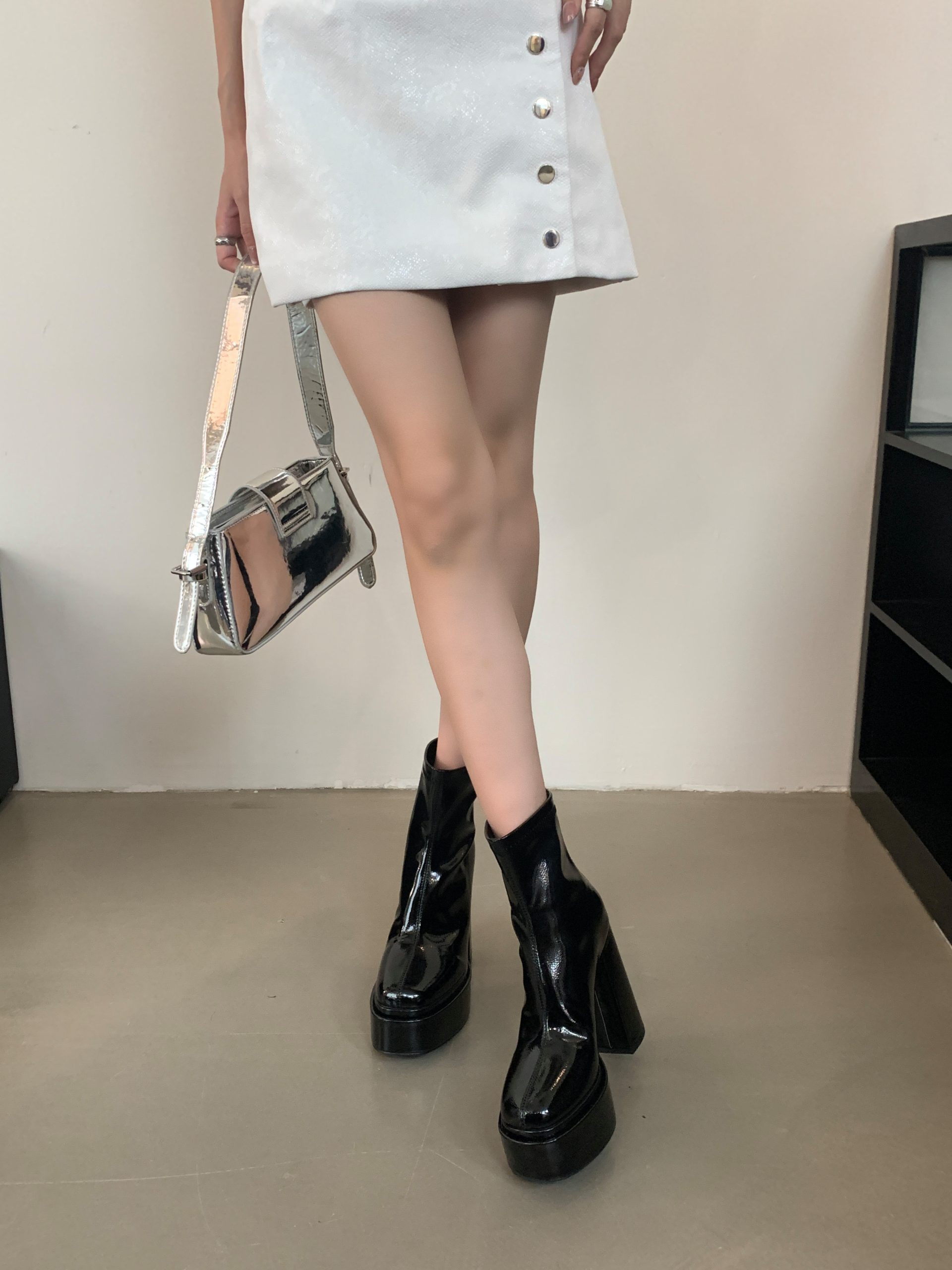BUBUFLY Women's High Heel Short Boots 2025 Fall New Round Toe Chunky Heel Platform Martin Boots - Image 3