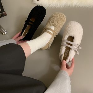 2025 New Winter Women's Faux Fur Mary Jane Shoes Flat Sheepskin Lining One-Strap Plush Casual Shoes